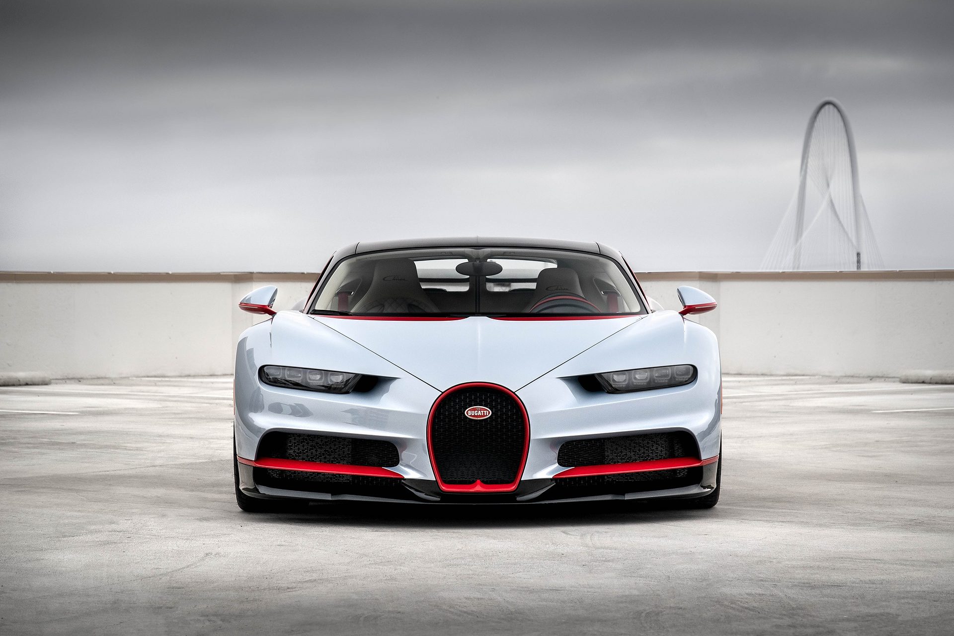 Bugatti Chiron front three-quarter