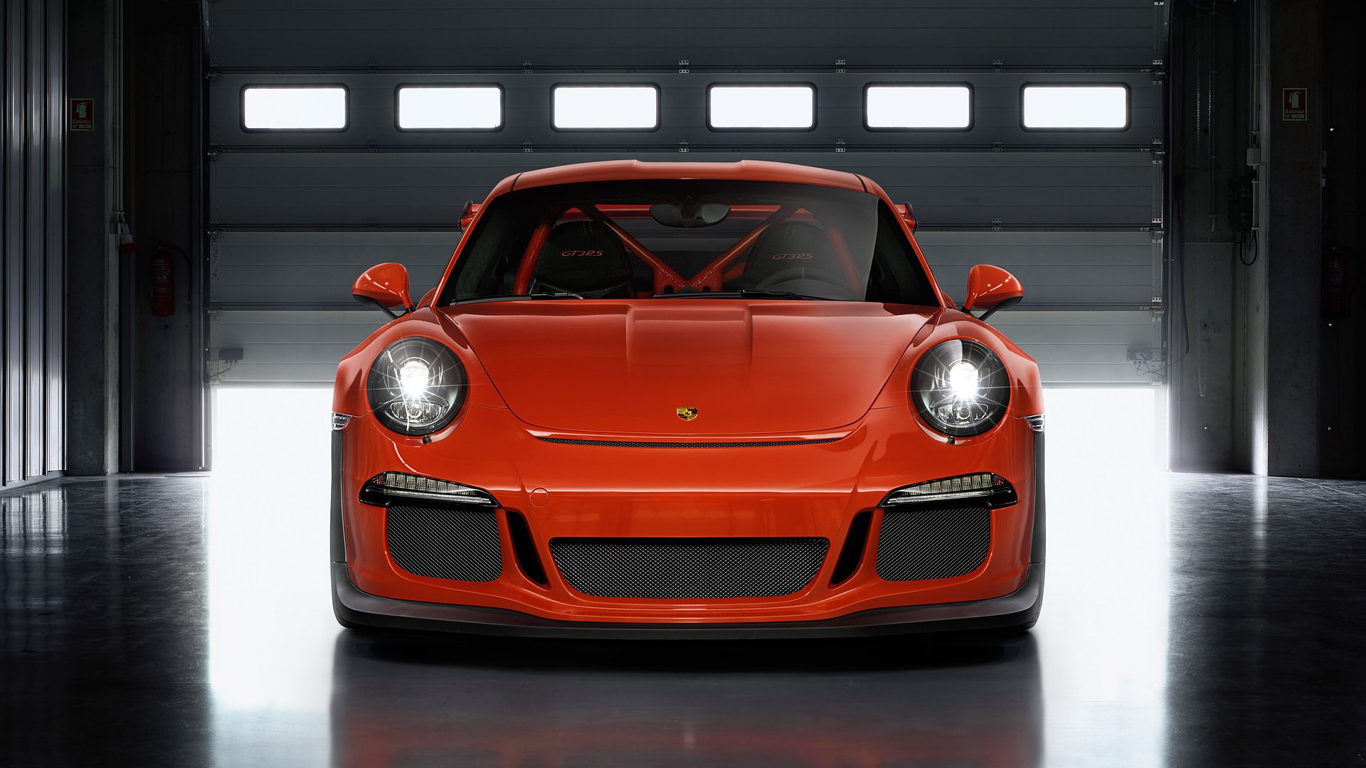 GT3 RS front garage